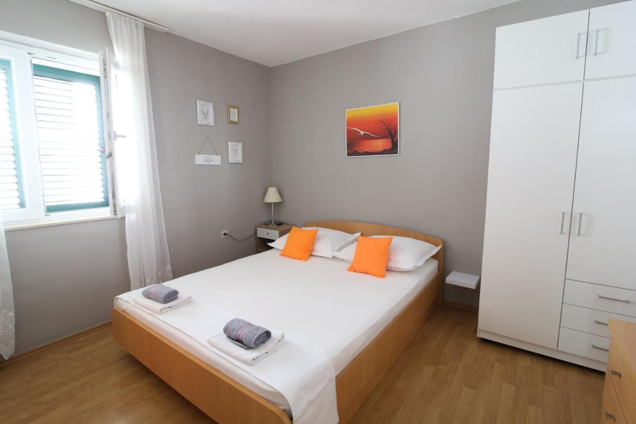 Apartment Bili-Sea View Apartment In The Center Makarska Exterior foto